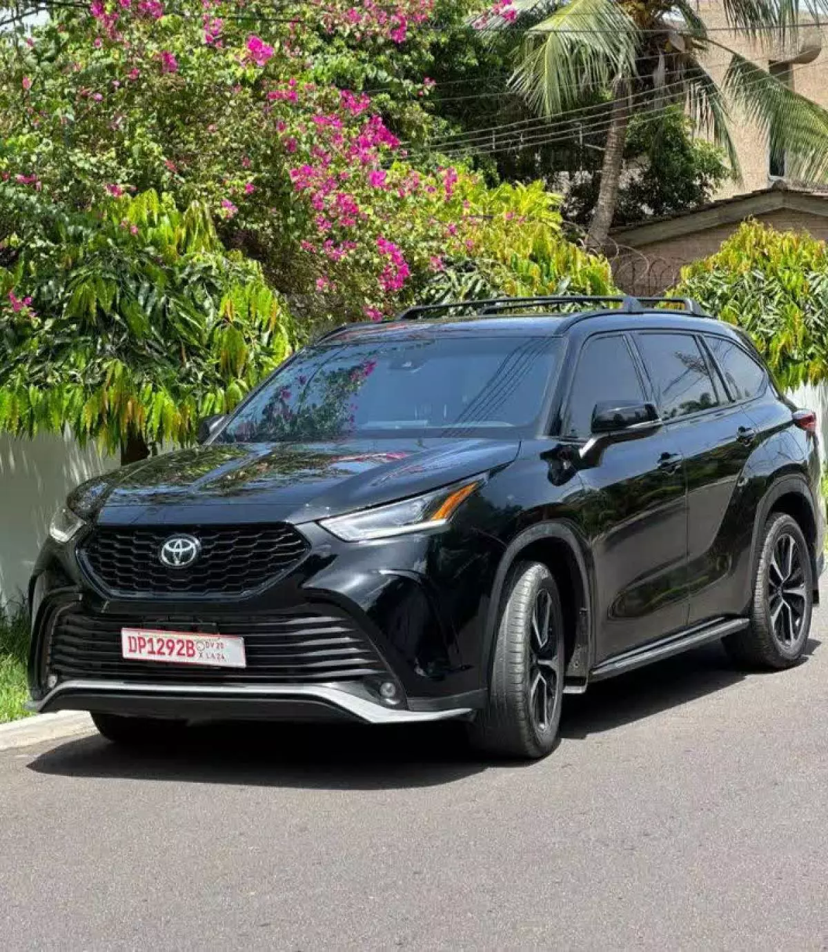 Toyota Highlander   - 2023