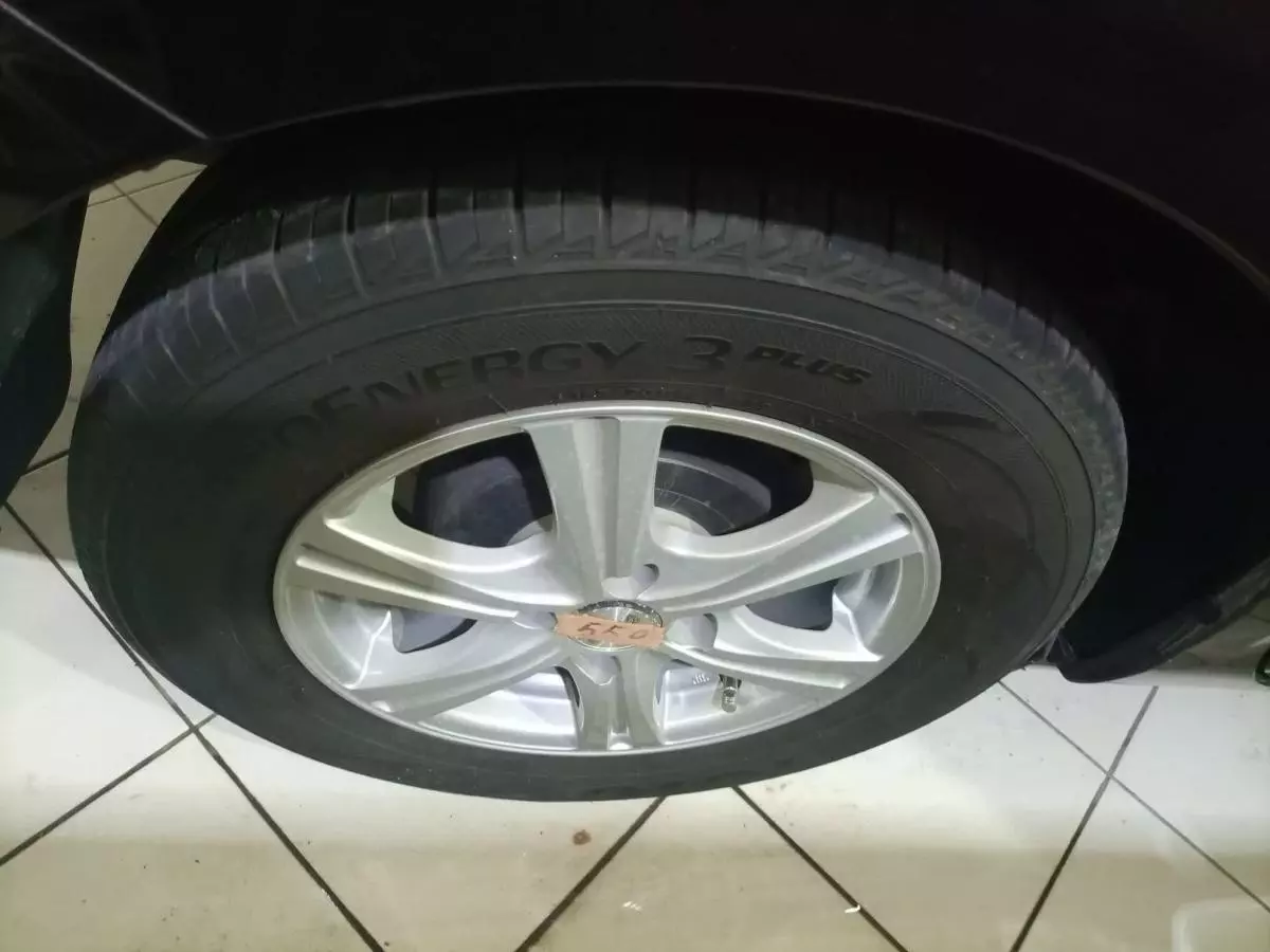 Toyota Axio  - 2015