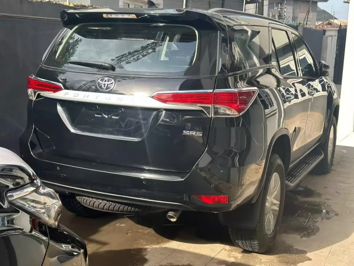 Toyota Fortuner   - 2023