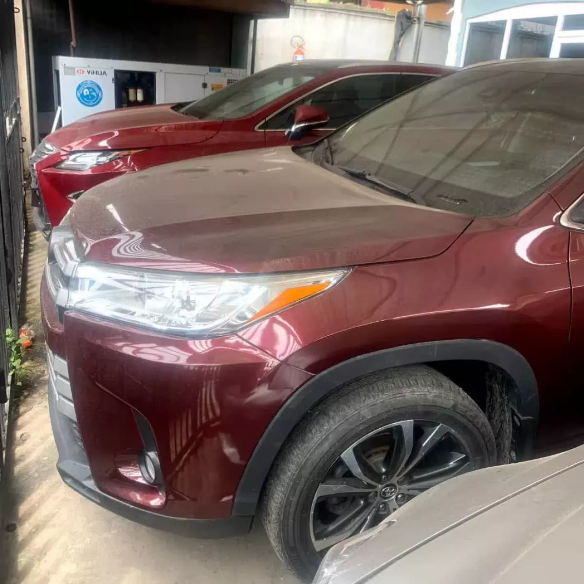 Toyota Highlander   - 2018