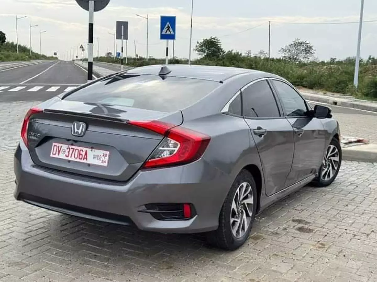 Honda Civic   - 2018