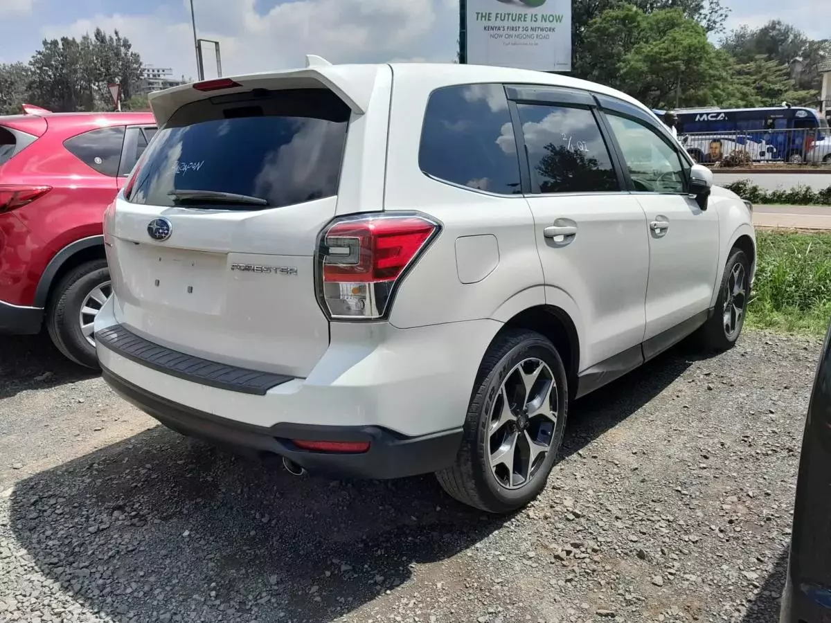 Subaru Forester - 2016