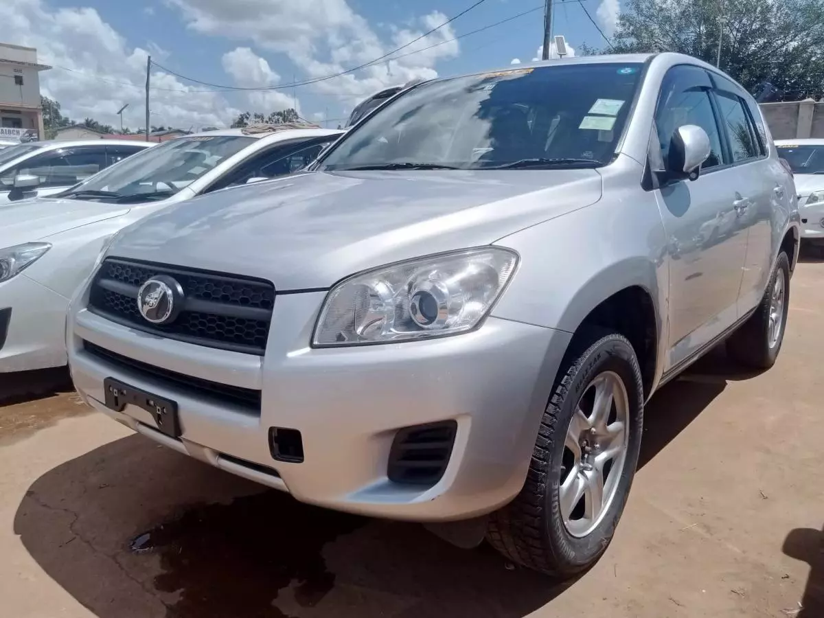 Toyota RAV 4   - 2011