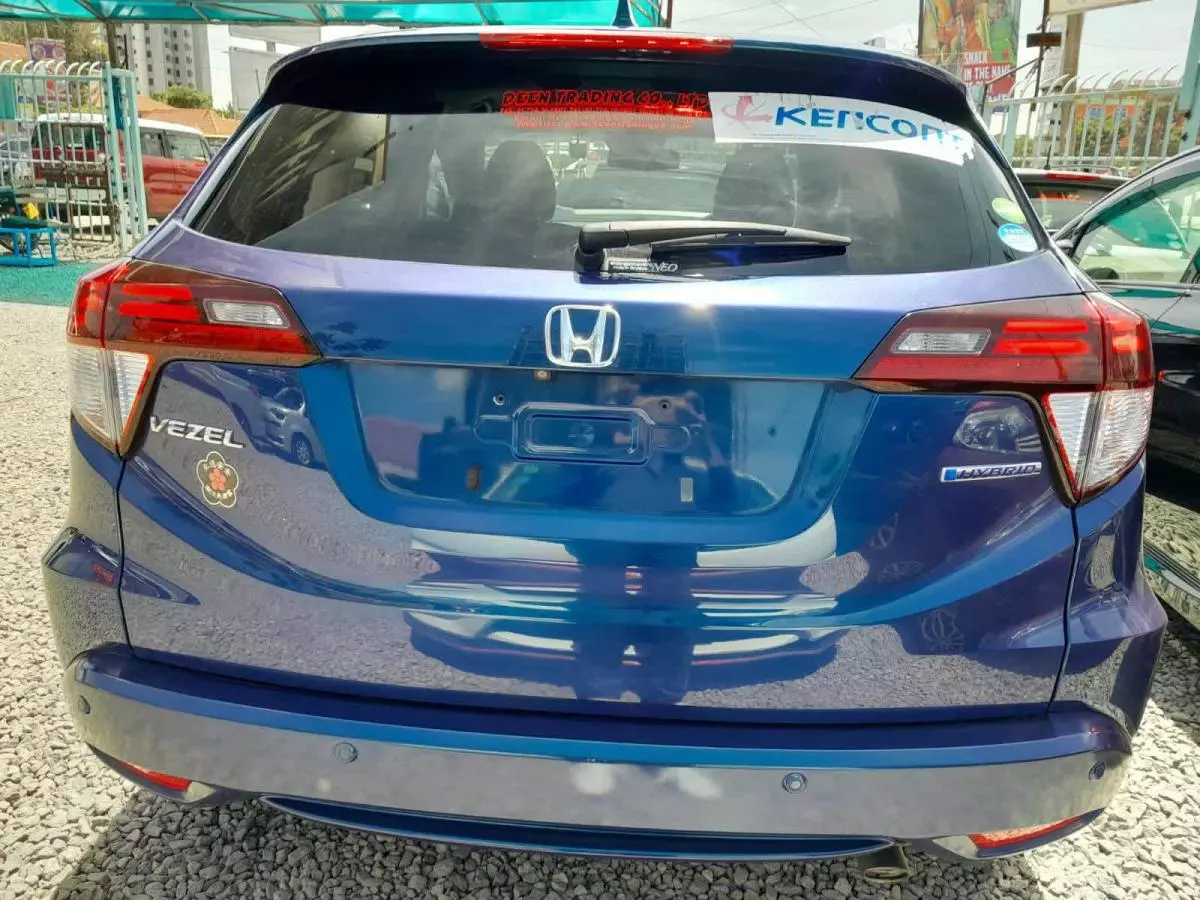 Honda Vezel  - 2015