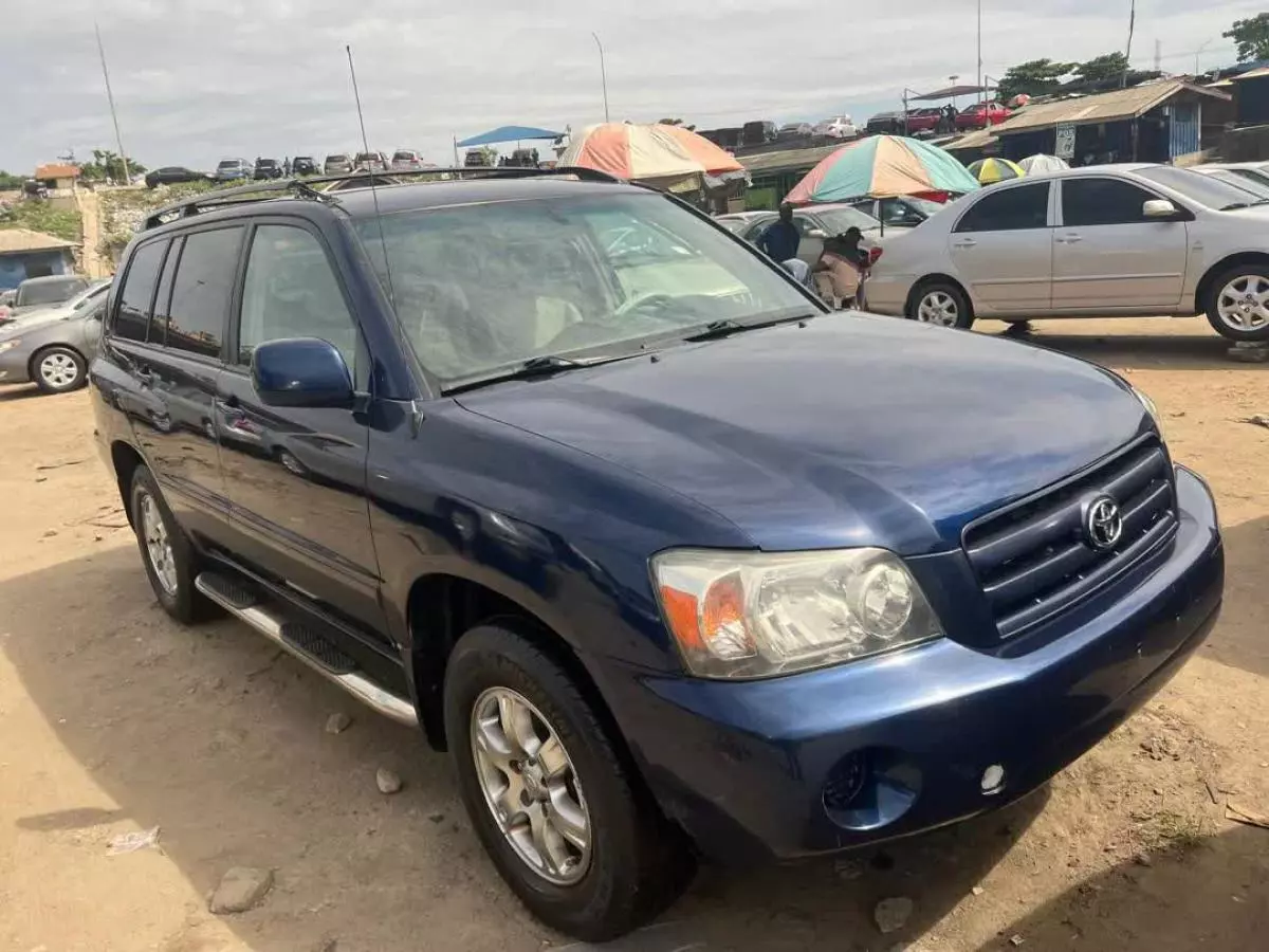 Toyota Highlander   - 2005