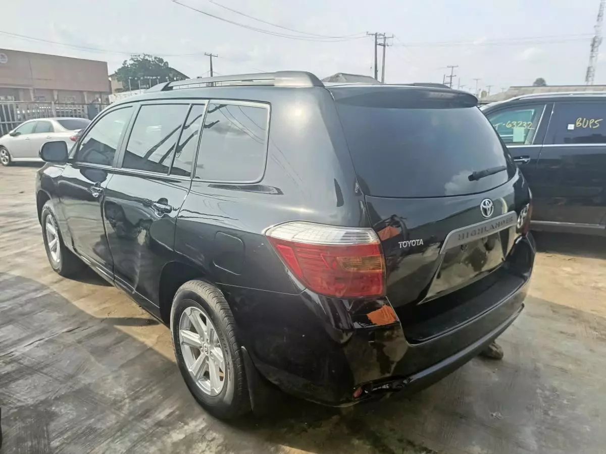 Toyota Highlander   - 2008