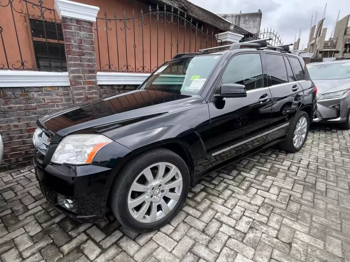 Mercedes-Benz GLK 350   - 2012