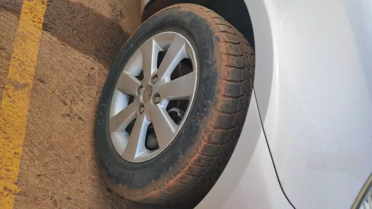 Toyota Fielder  - 2009