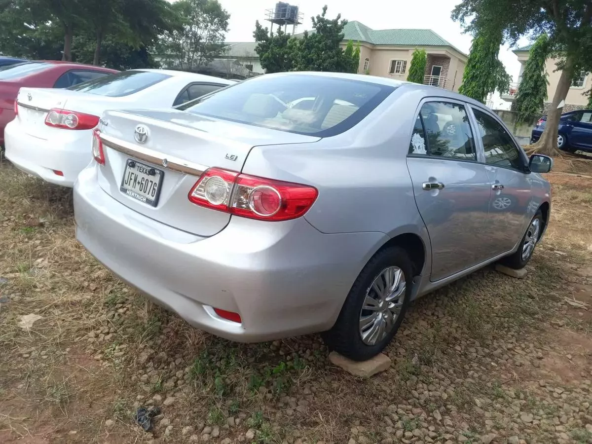 Toyota Corolla   - 2013