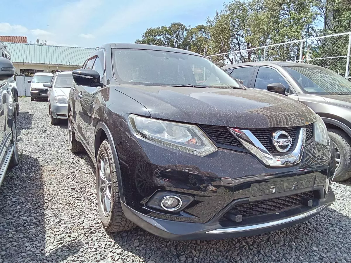 Nissan x-trail hybrid   - 2017