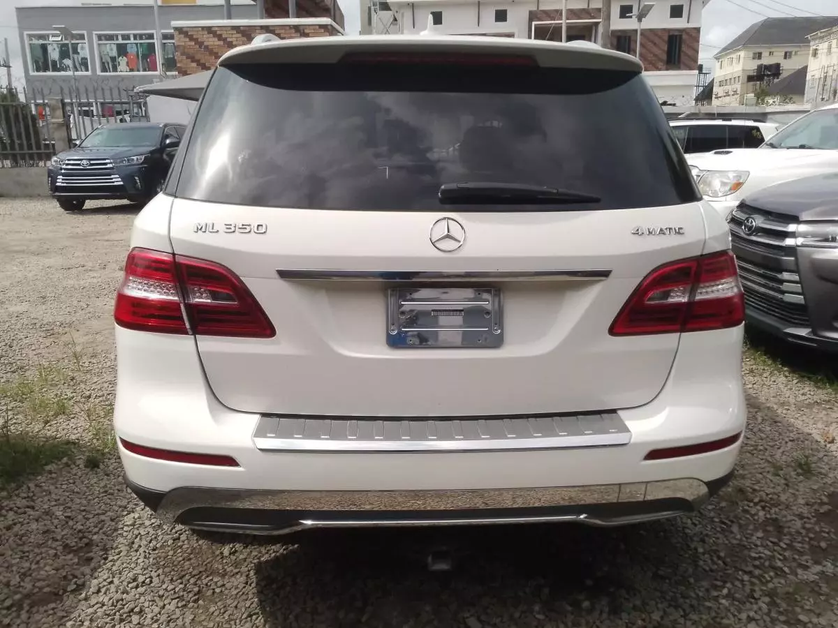 Mercedes-Benz ML 350   - 2012