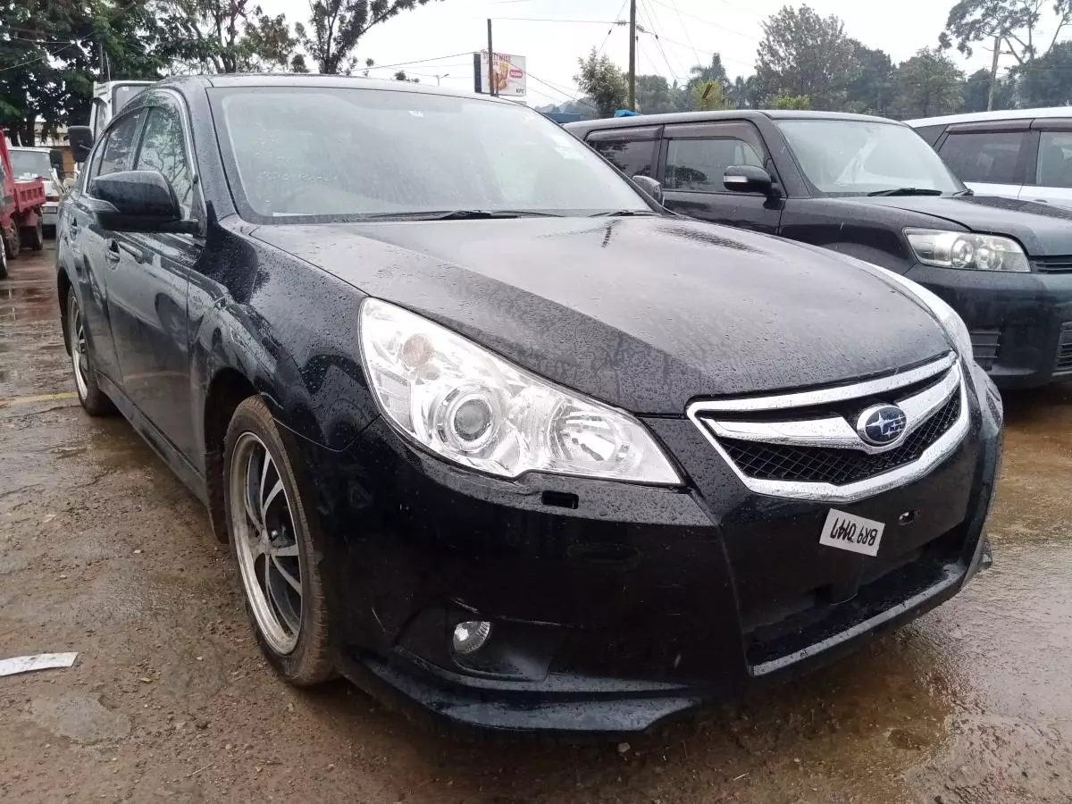 Subaru Legacy   - 2009