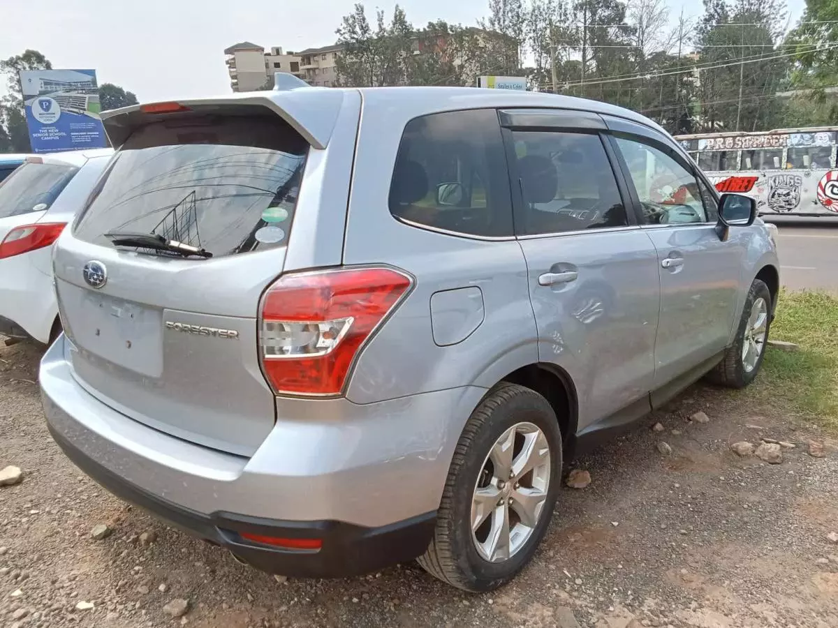 Subaru Forester   - 2015