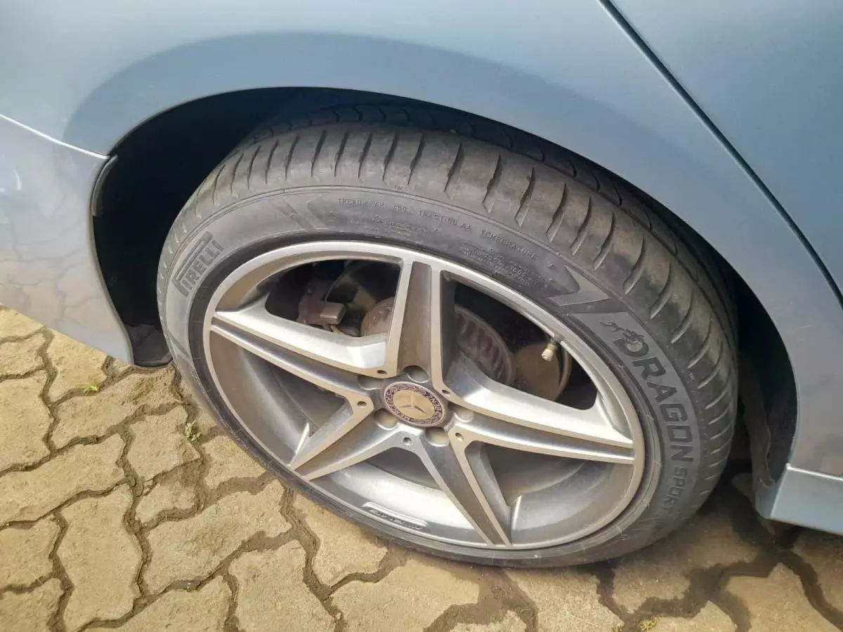 Mercedes-Benz C 200 - 2015
