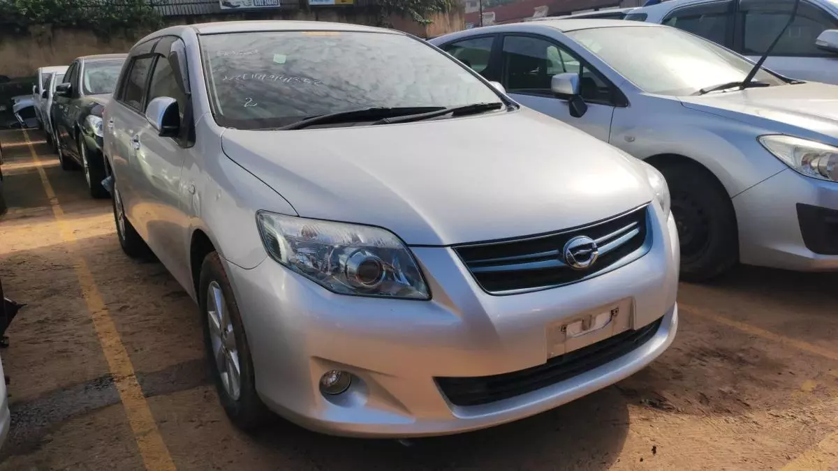 Toyota Fielder  - 2009