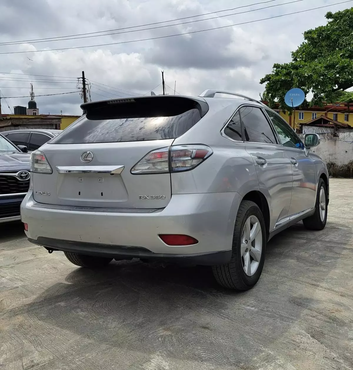 Lexus RX 350   - 2010