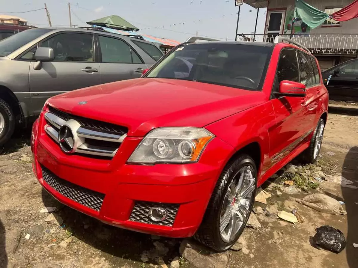 Mercedes-Benz GLK 350   - 2011