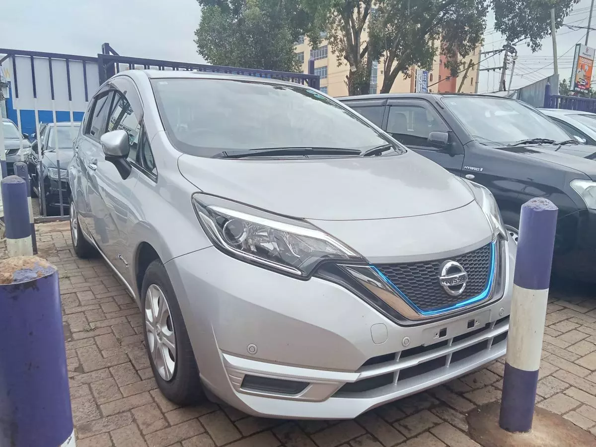 Nissan Note Hybrid E-Power   - 2017