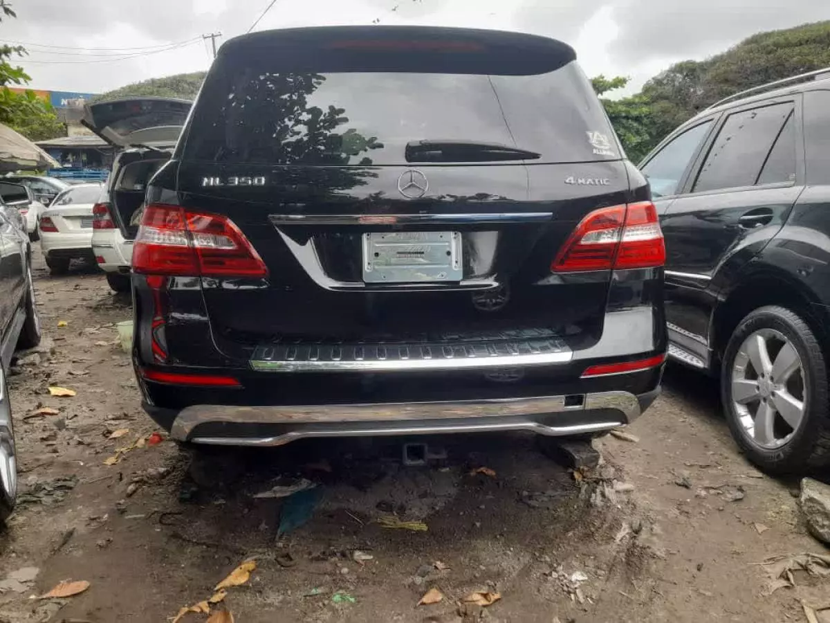 Mercedes-Benz 350 - 2014