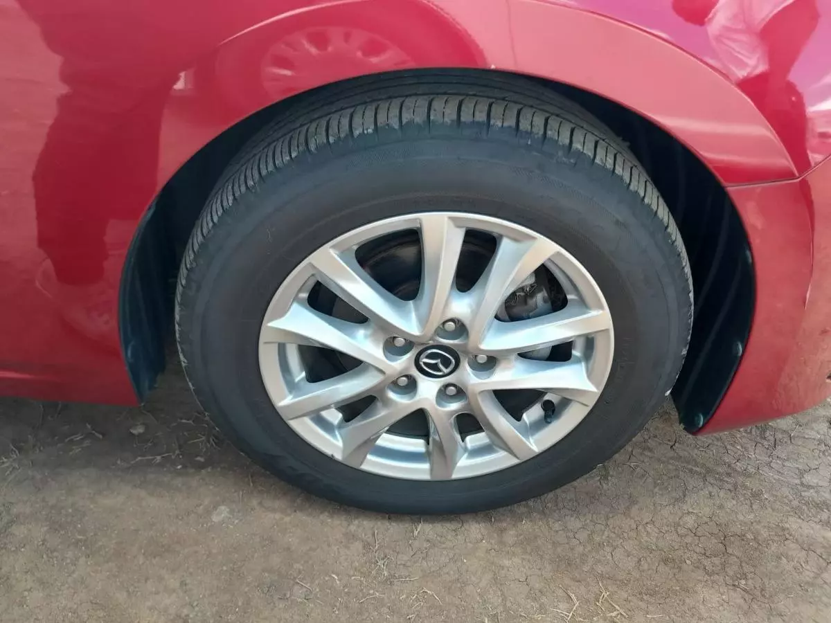Mazda Axela  - 2016