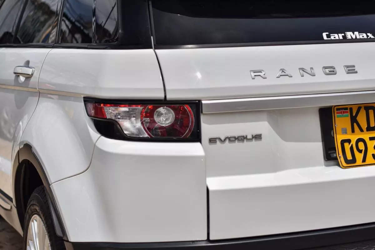 Land Rover Range Rover Evoque   - 2015