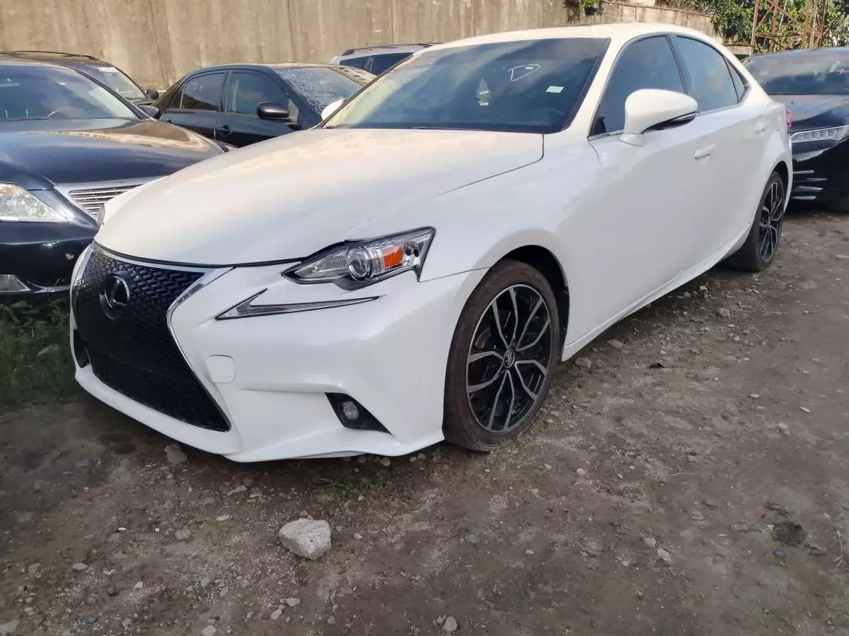 Lexus IS 250   - 2014