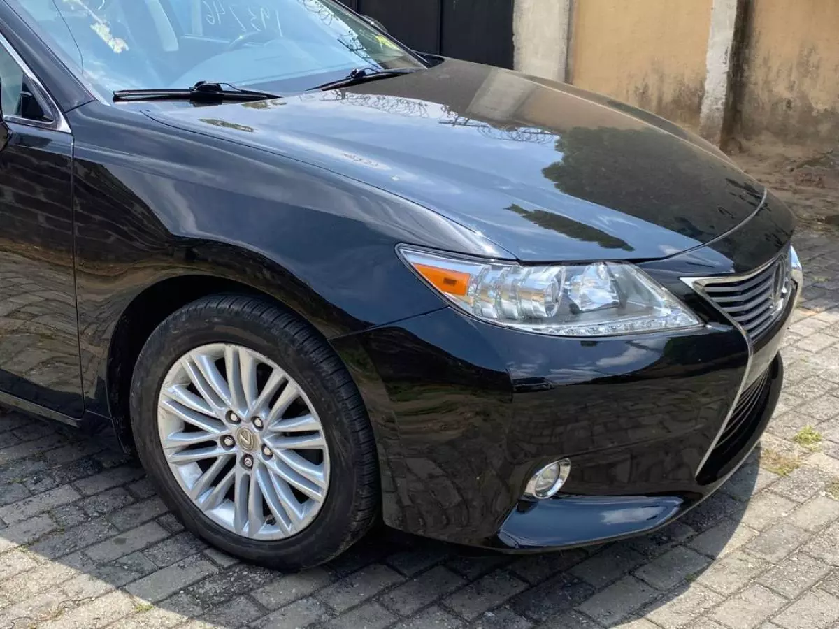 Lexus ES 350   - 2014