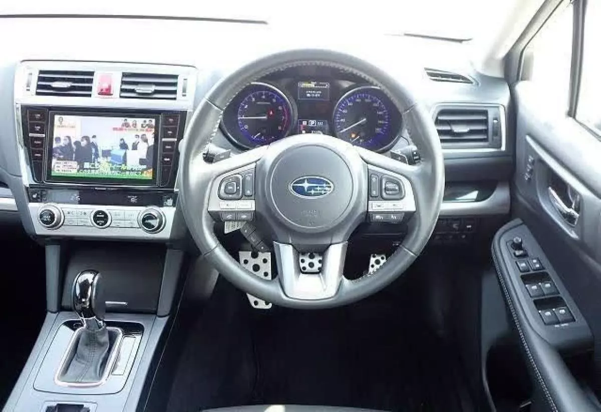 Subaru Legacy - 2016