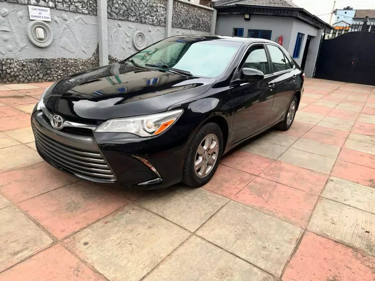 Toyota Camry   - 2015