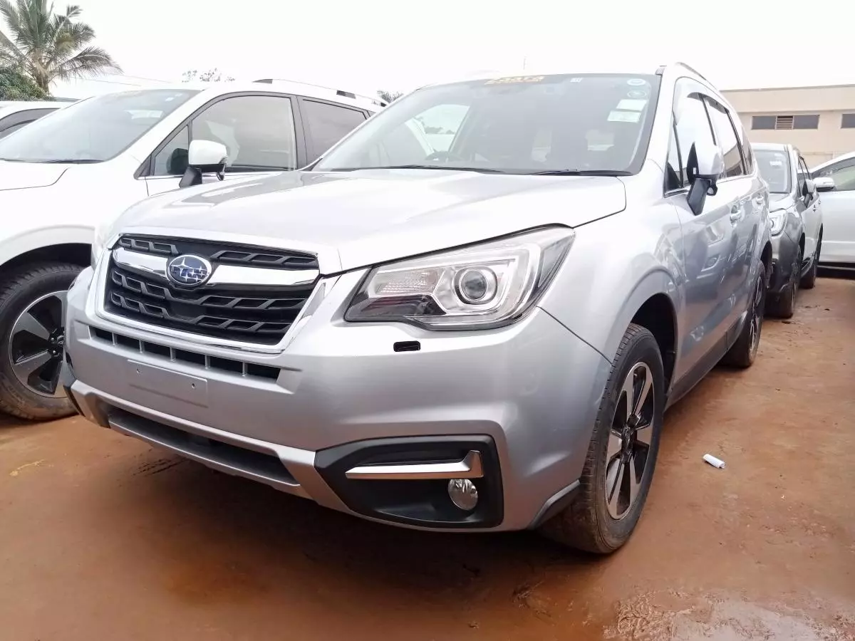 Subaru Forester   - 2015