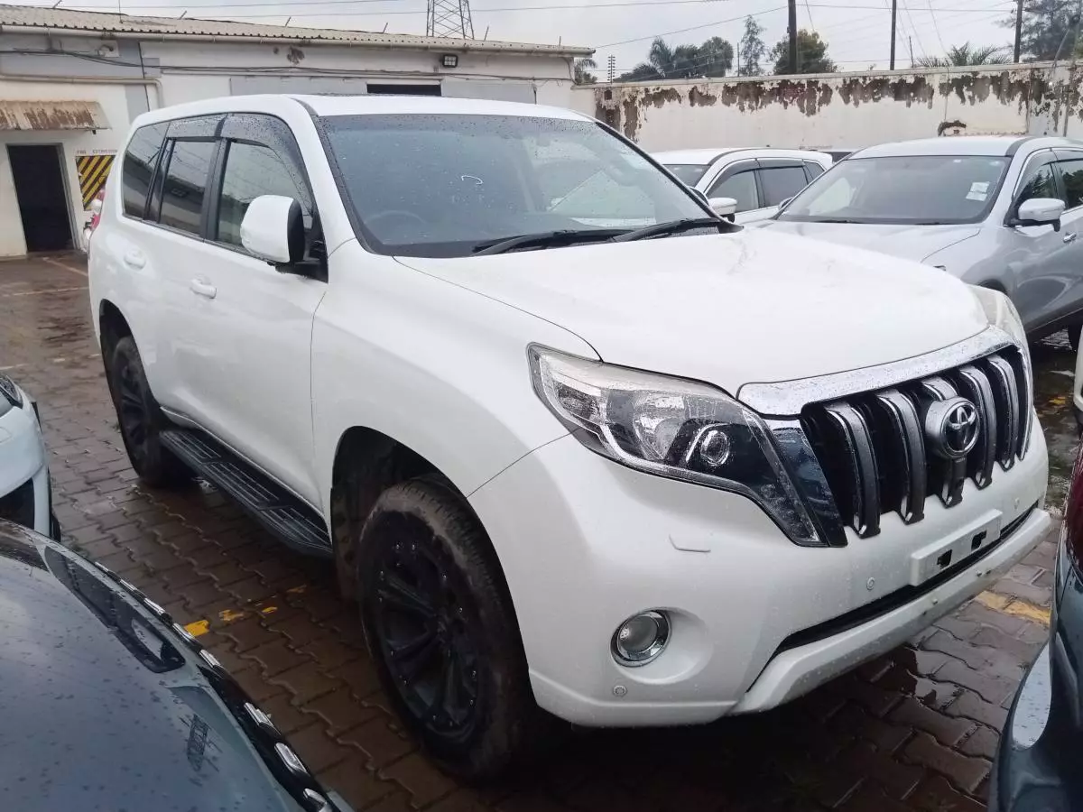 Toyota Landcruiser Prado   - 2018