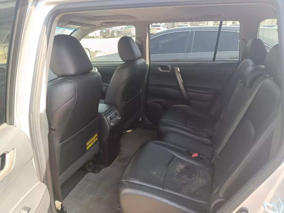 Toyota Highlander - 2009