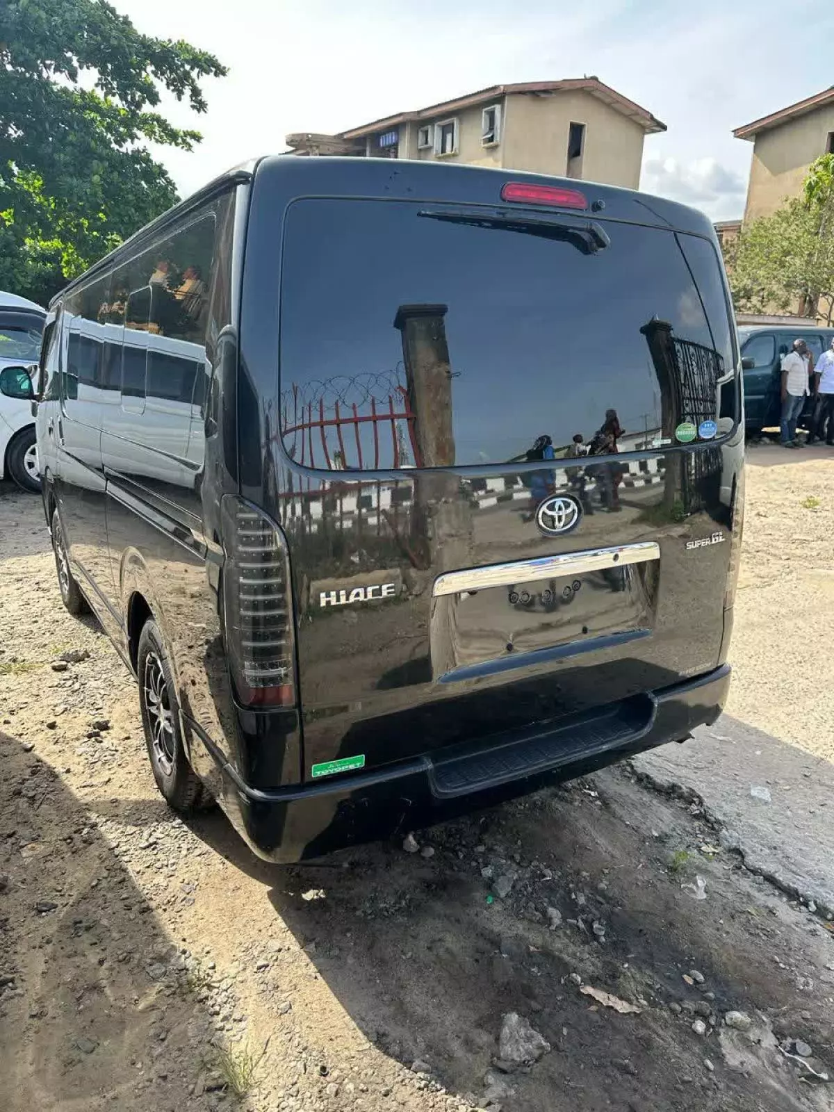 Toyota Hiace   - 2013