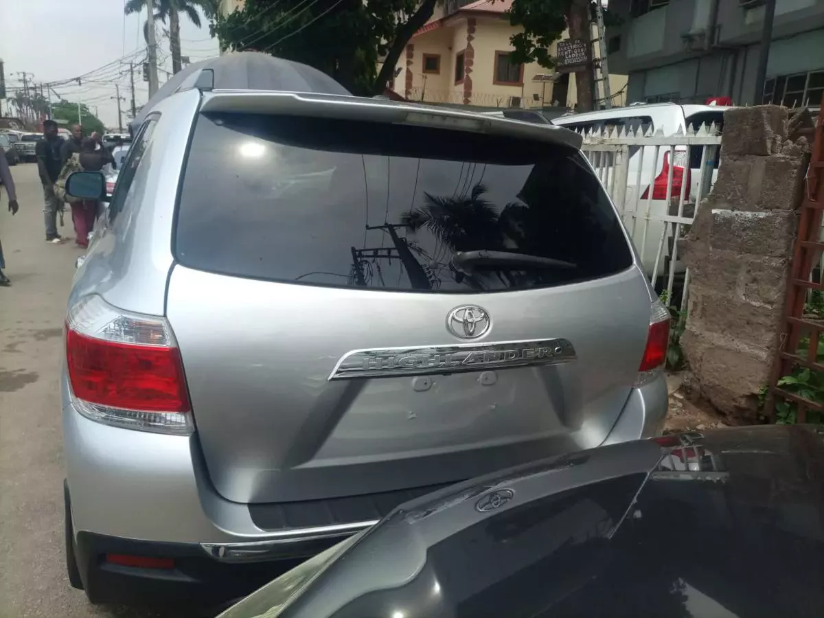Toyota Highlander - 2013