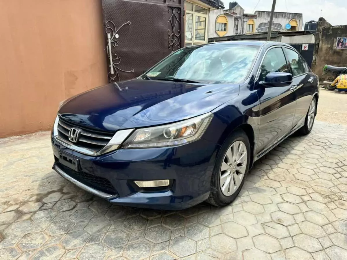 Honda Accord   - 2013