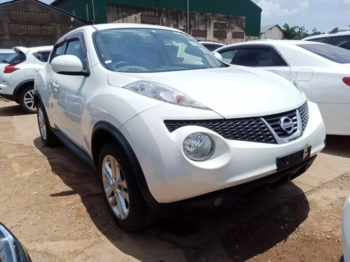 Nissan Juke   - 2014