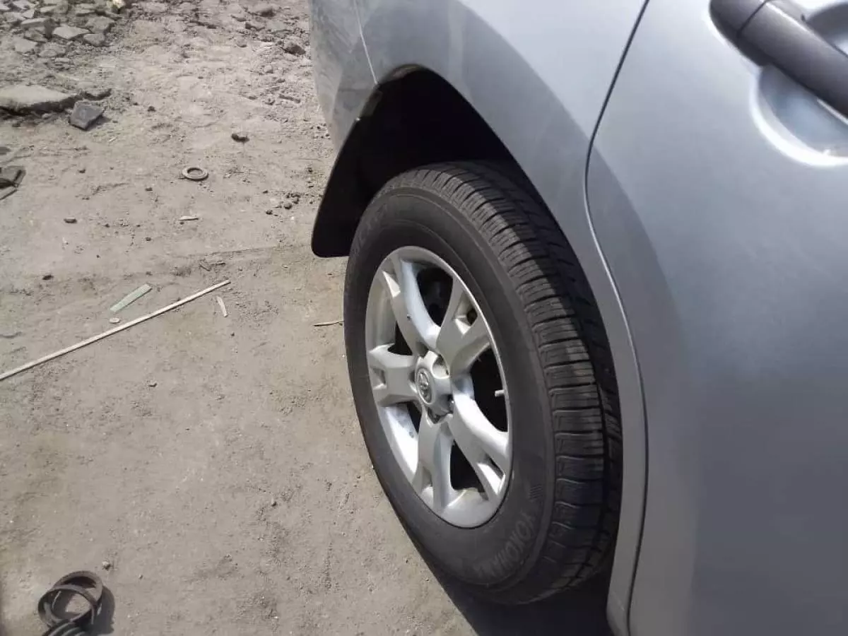 Toyota RAV 4 - 2010