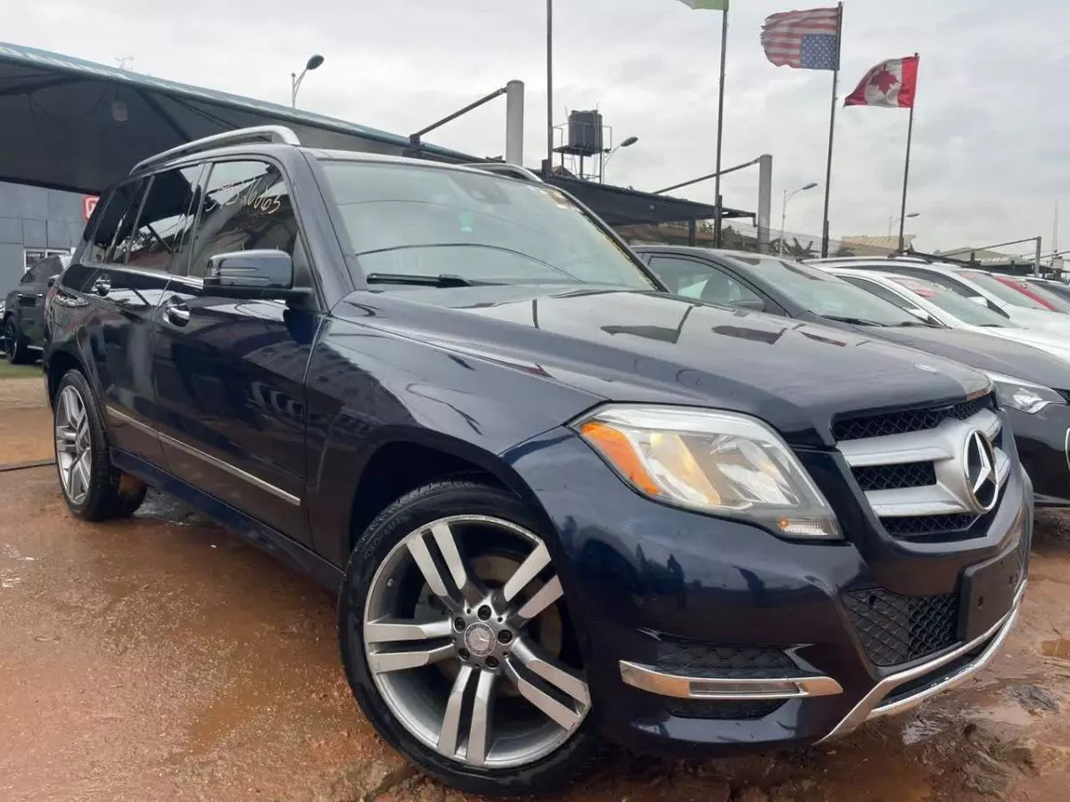 Mercedes-Benz GLK 350   - 2015