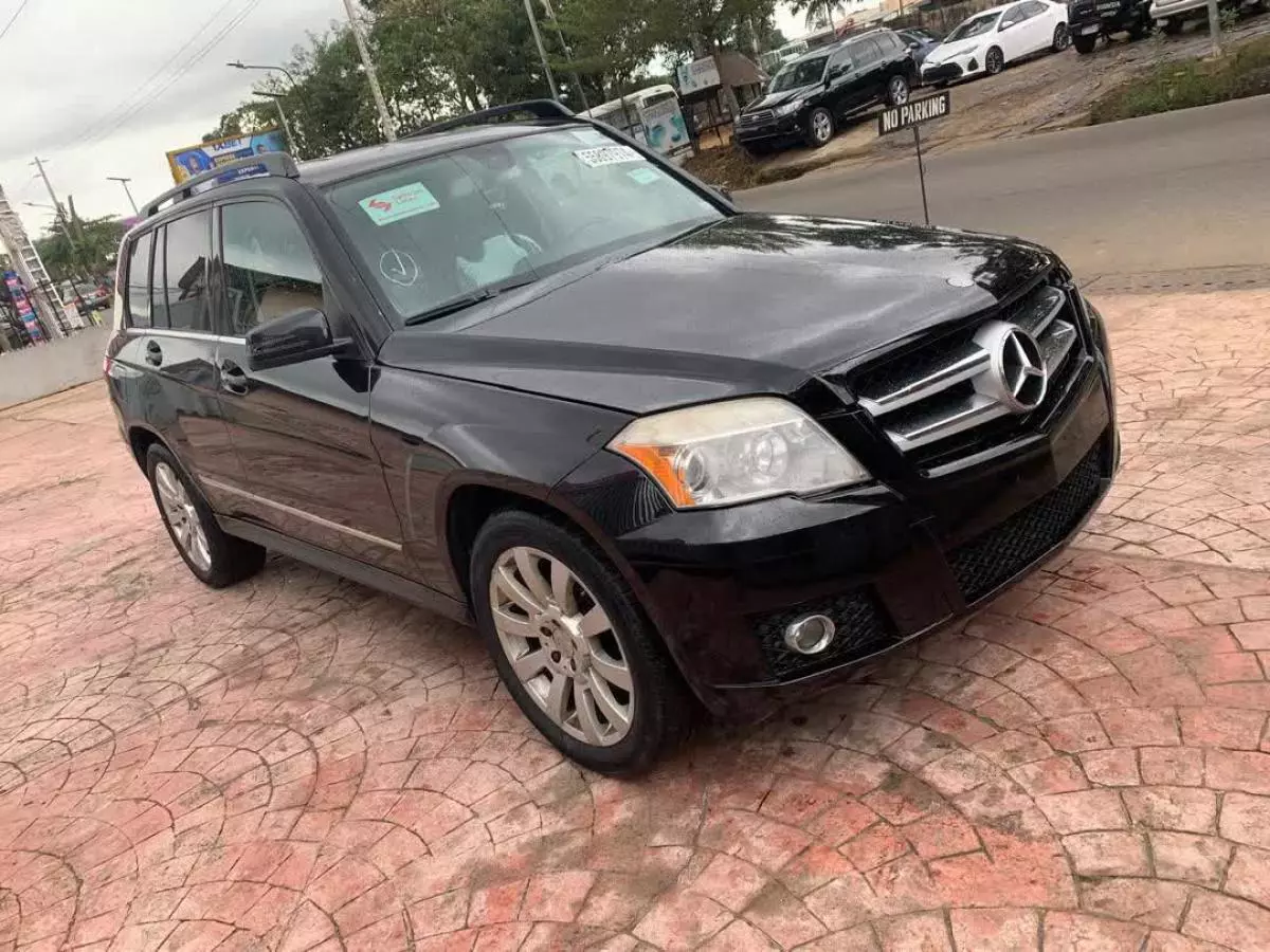 Mercedes-Benz GLK 350   - 2011