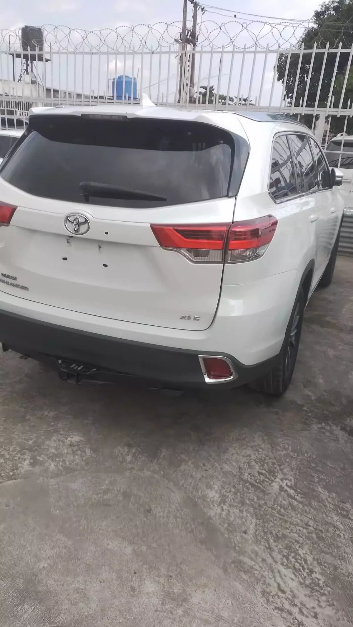 Toyota Highlander   - 2018