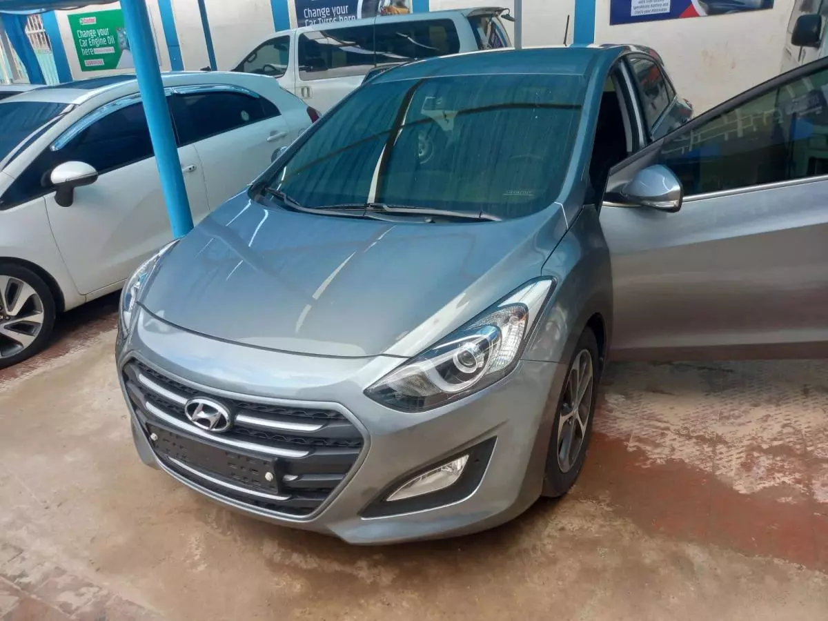 Hyundai i30   - 2016