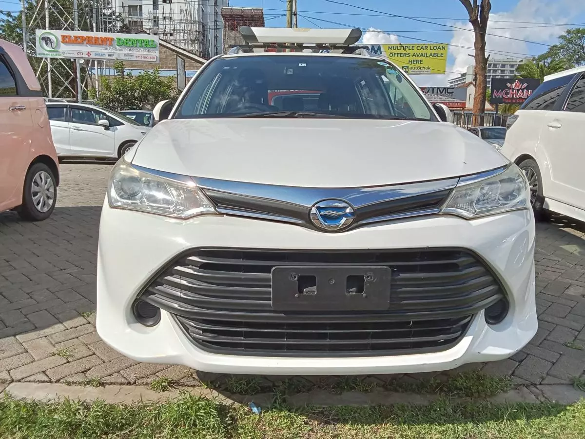 Toyota Fielder    - 2015