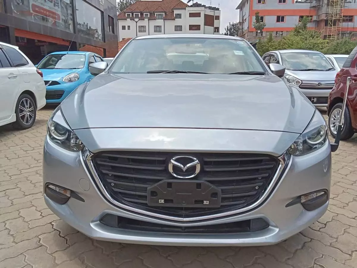 Mazda Axela    - 2017