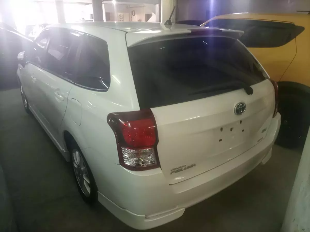 Toyota Fielder hybrid  - 2015