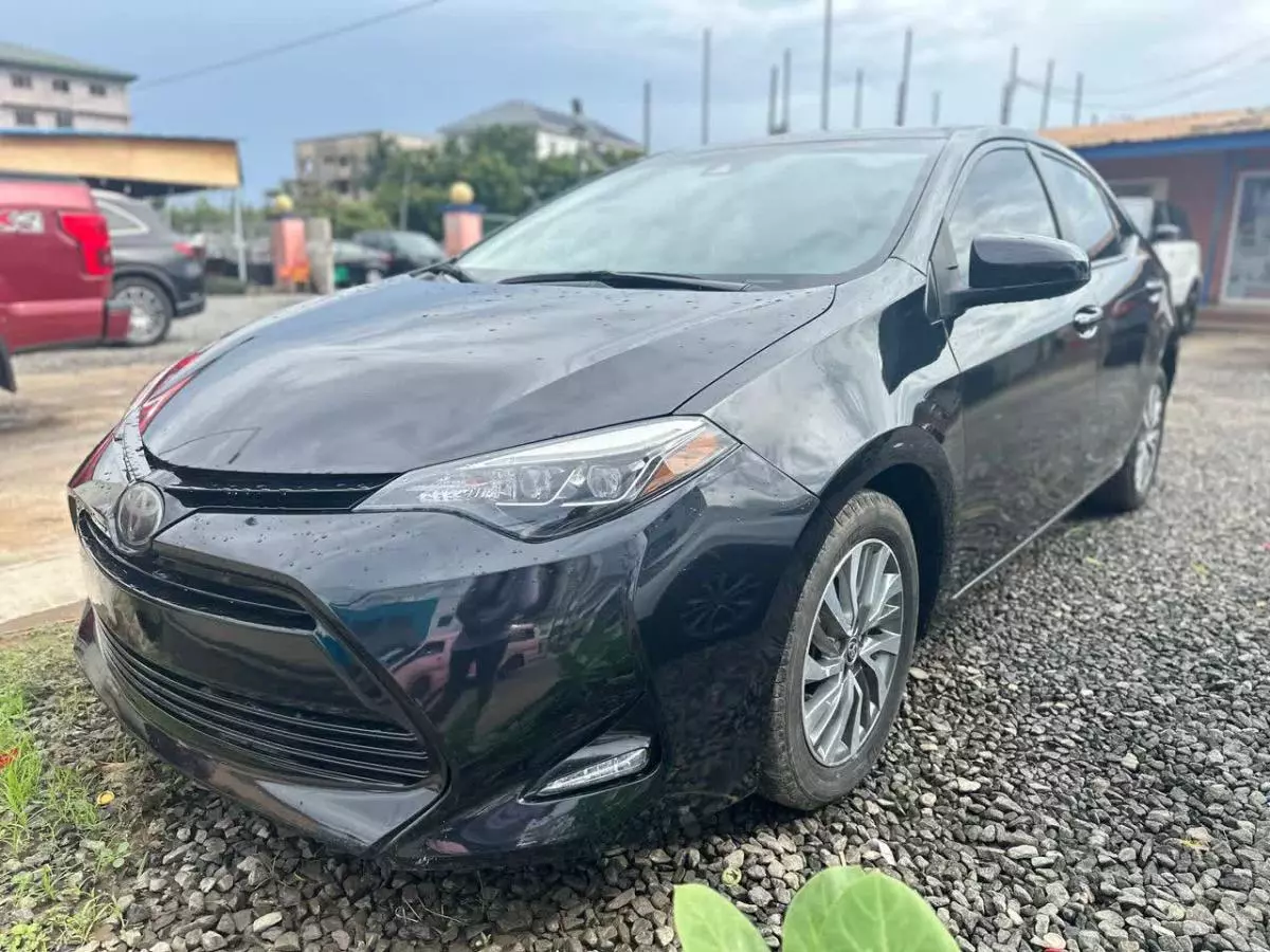 Toyota Corolla   - 2018