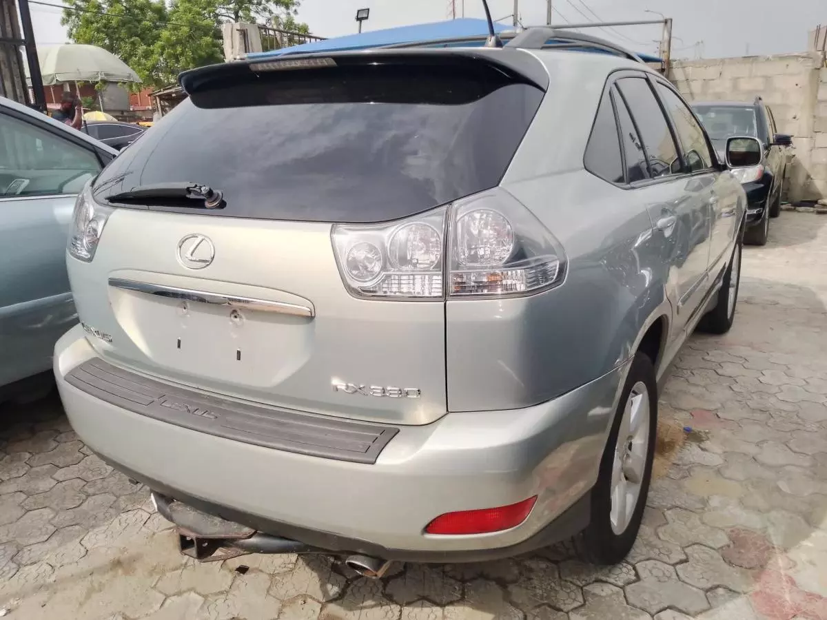 Lexus RX 330   - 2005