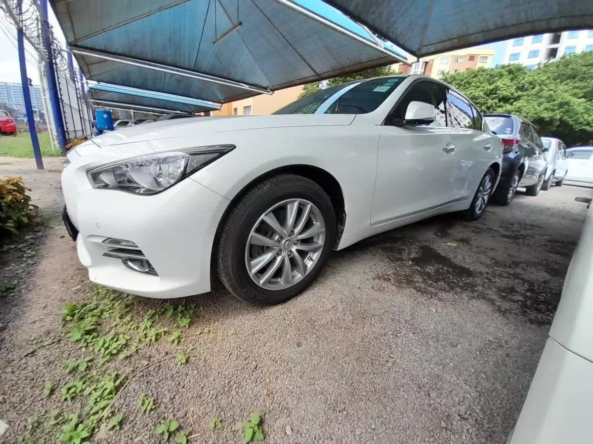 Nissan Skyline - 2016