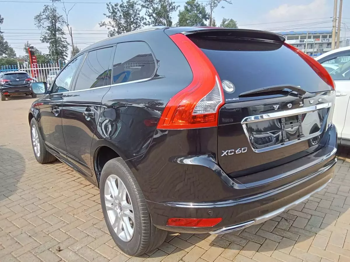 Volvo XC60   - 2014