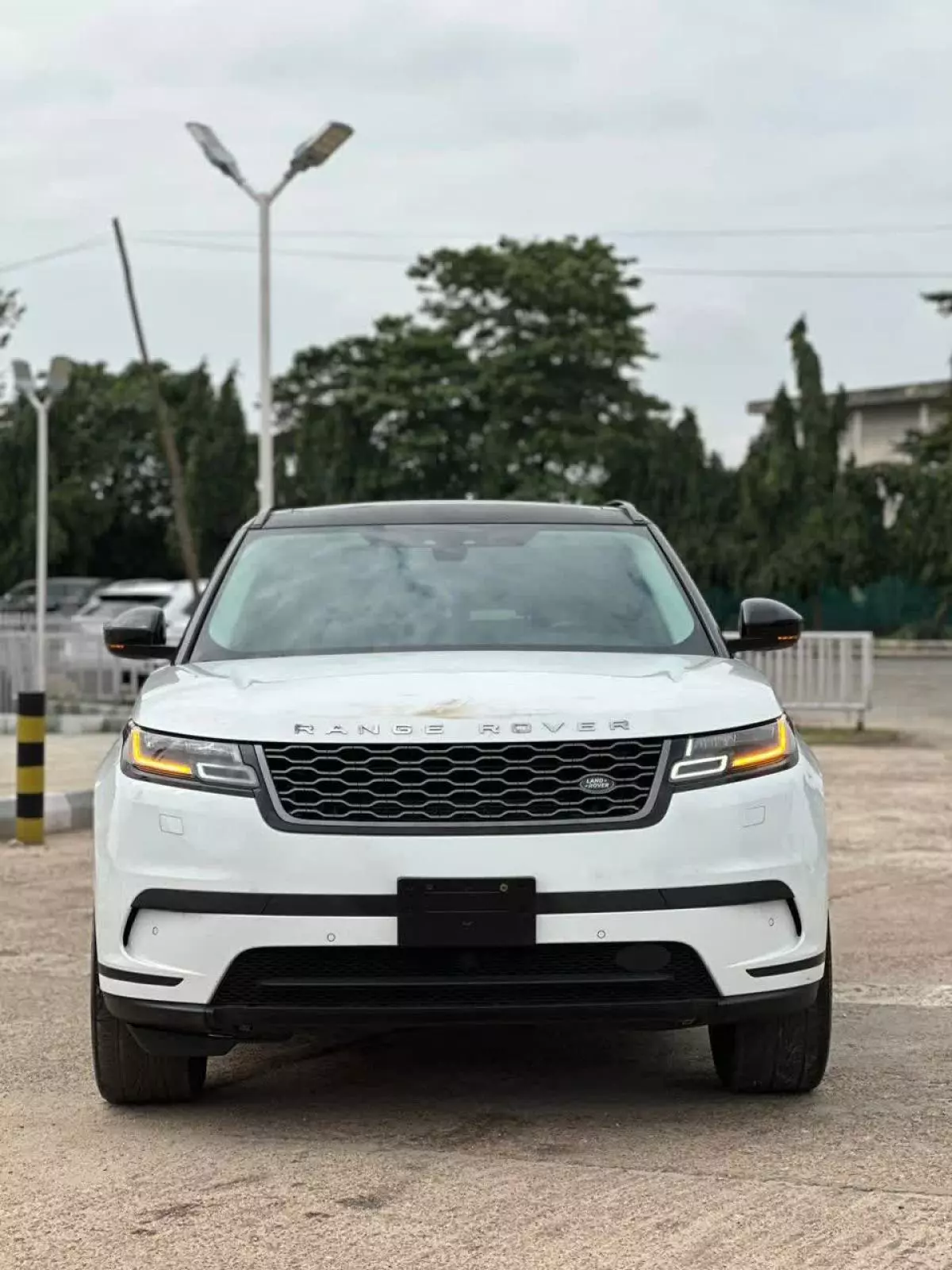 Land Rover Range Rover Velar   - 2019