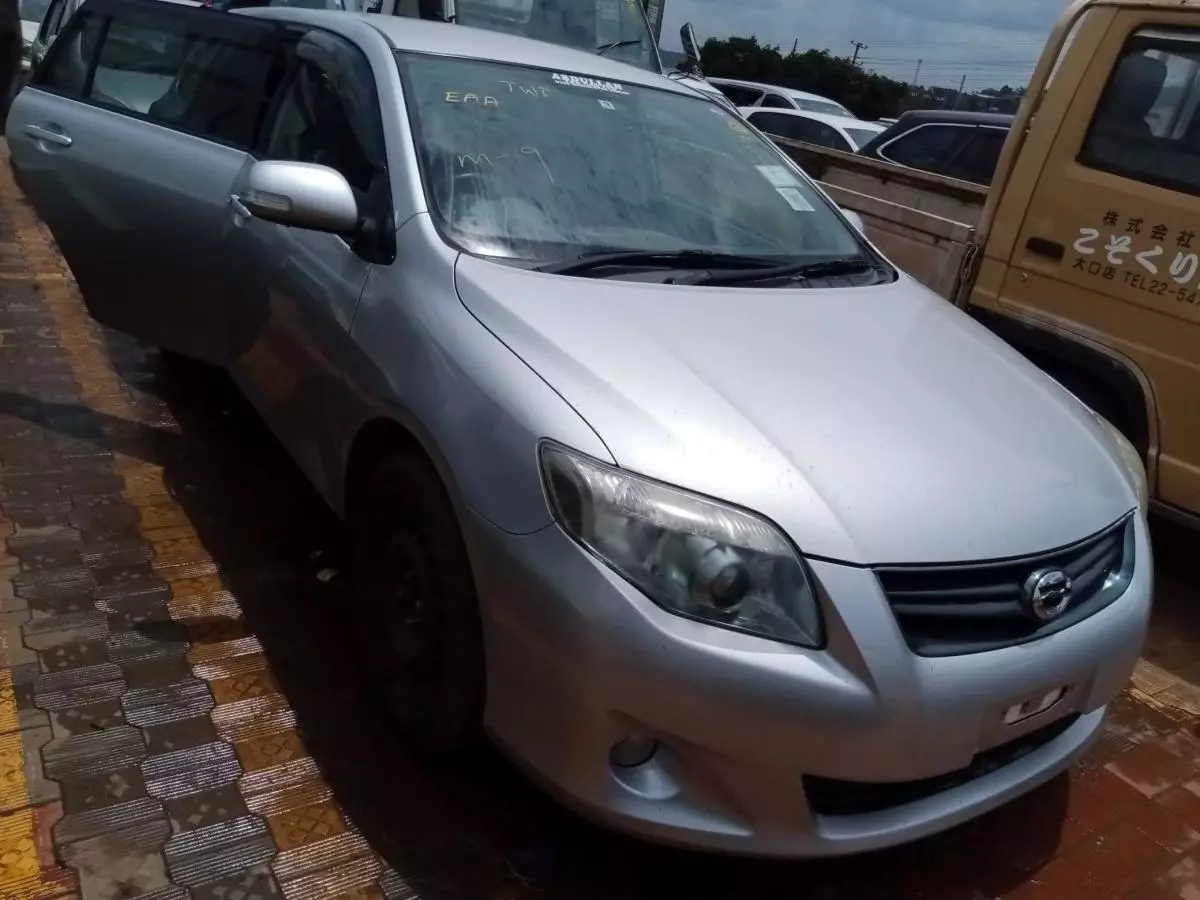 Toyota Fielder    - 2011